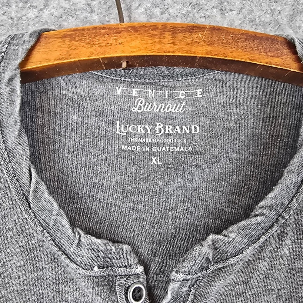 Lucky Brand Venice Burnout Henley Shirt Mens XL Charcoal Gray Short Sleeve Tee